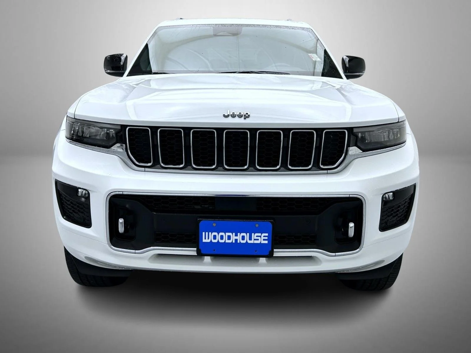Used 2024 White Jeep Overland image 2