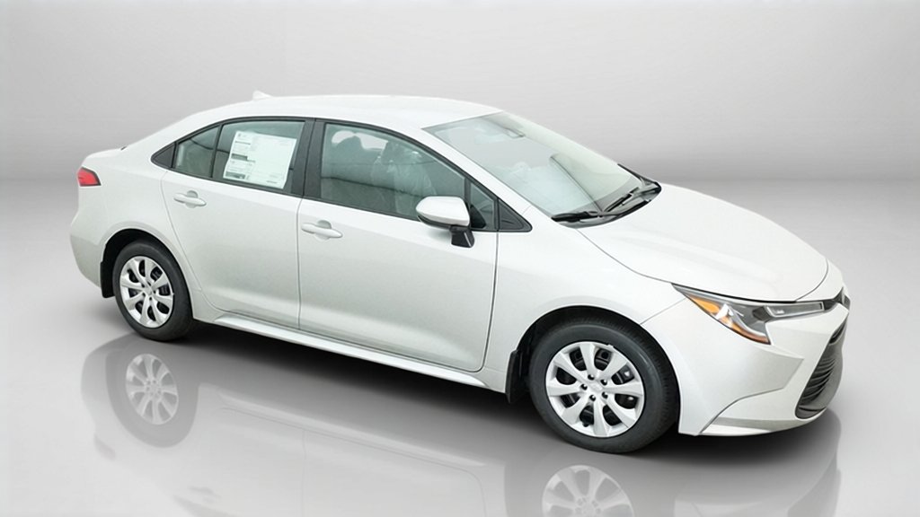 New 2027 Classic Silver Metallic Toyota LE image 6