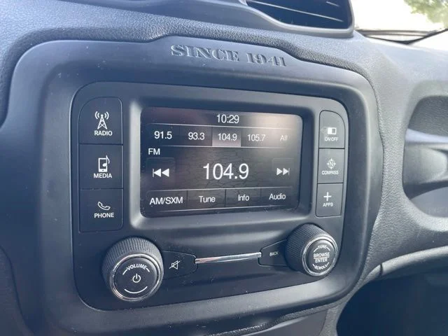 Used 2017 Gray Jeep Latitude image 10