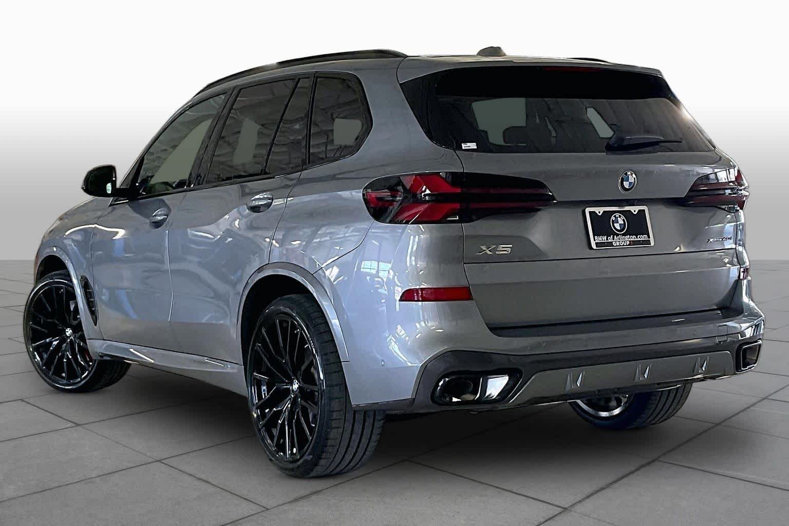 New 2026 Skyscraper Grey Metallic BMW xDrive40i image 12