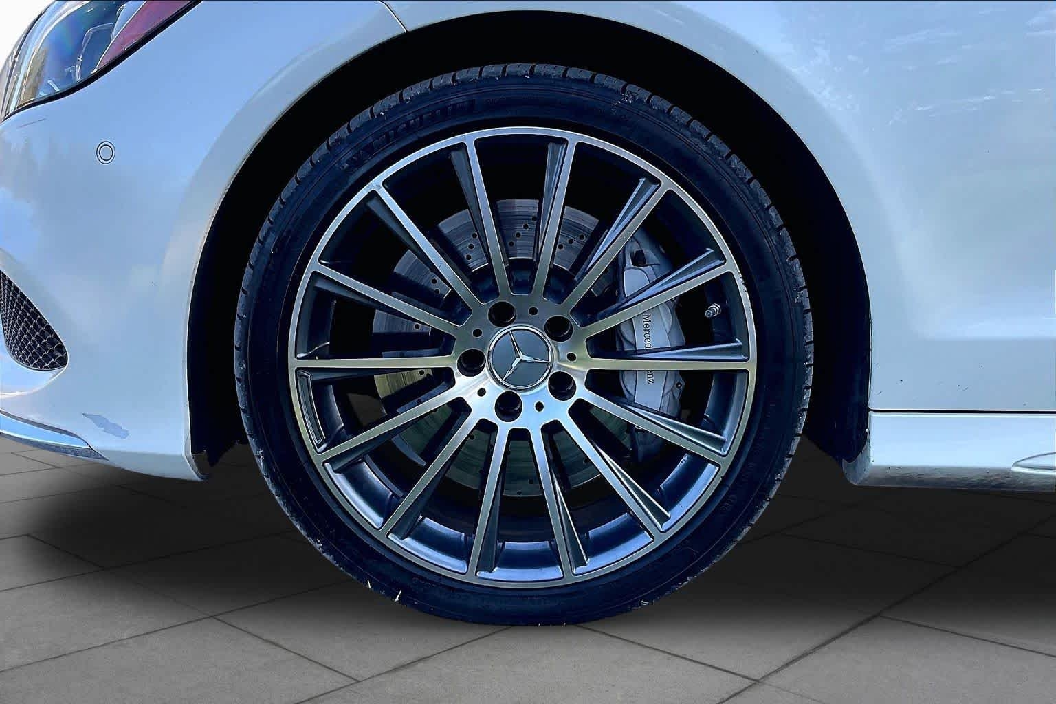 Used 2018 designo Diamond White Metallic Mercedes-Benz CLS 550 image 11