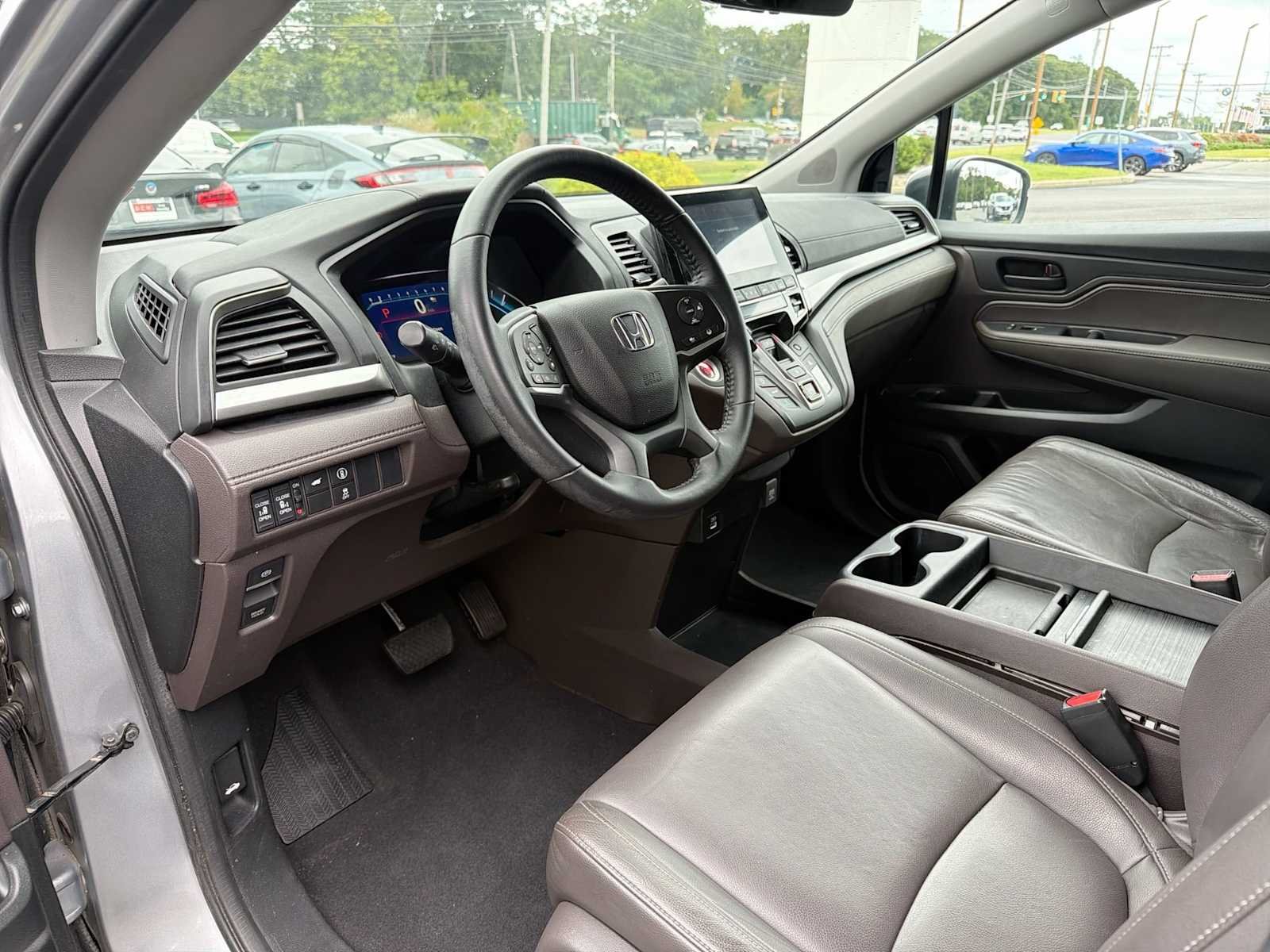 Used 2021 Lunar Silver Metallic Honda EX-L image 10