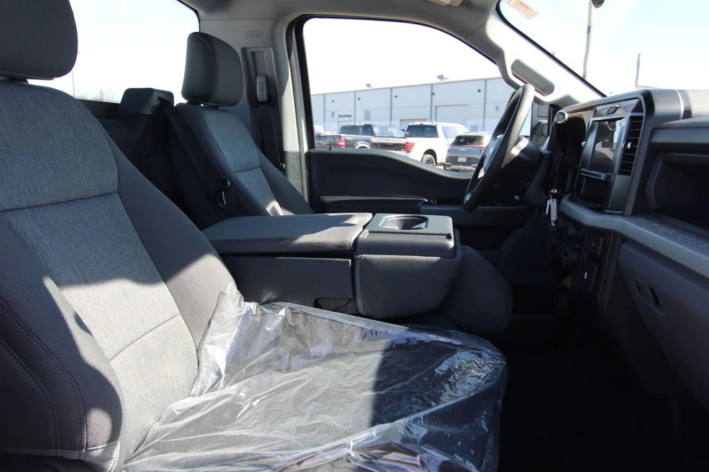 New 2026 Oxford White Ford F-350® XL image 42