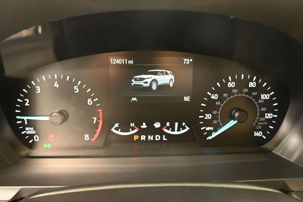 Used 2022 Silver Ford Base image 29
