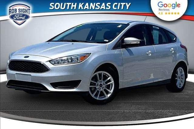 2015 Ford Focus 5 Door Hatch SE's photo