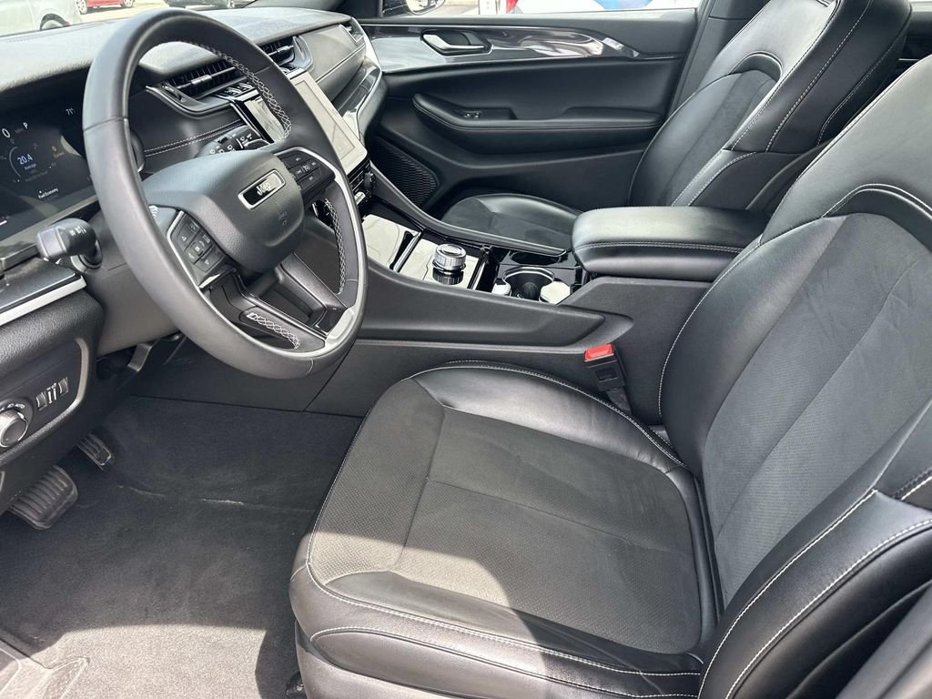 Used 2023 Gray Jeep Altitude X image 16