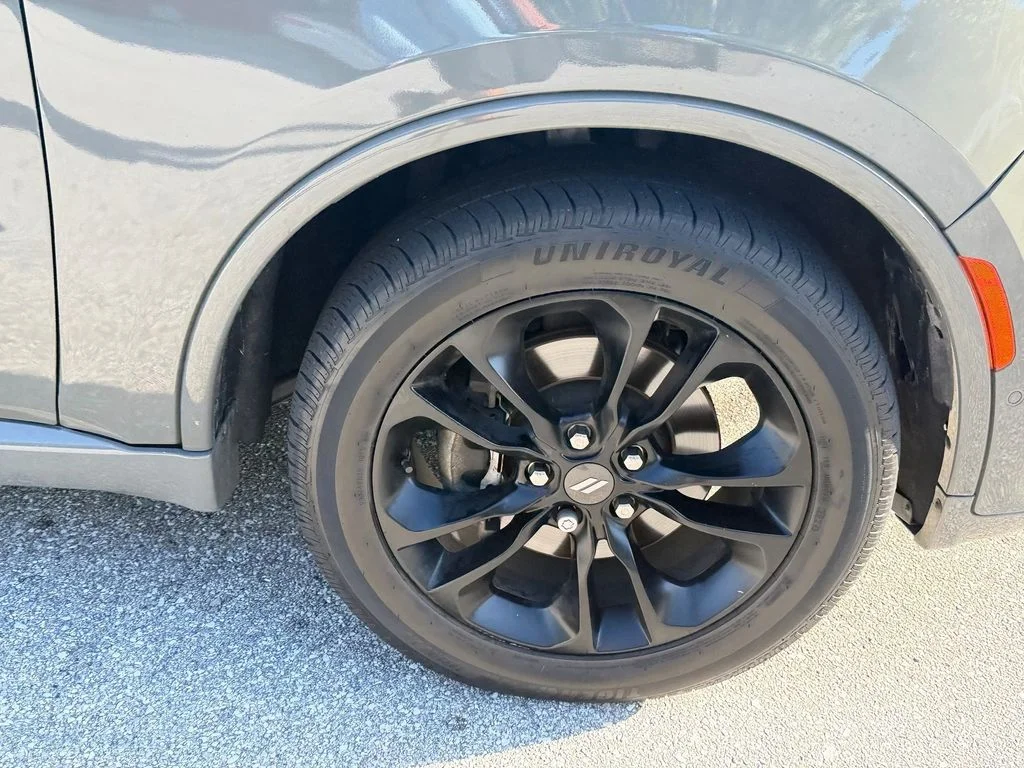 Used 2023 Destroyer Gray Clearcoat Dodge R/T Premium image 9