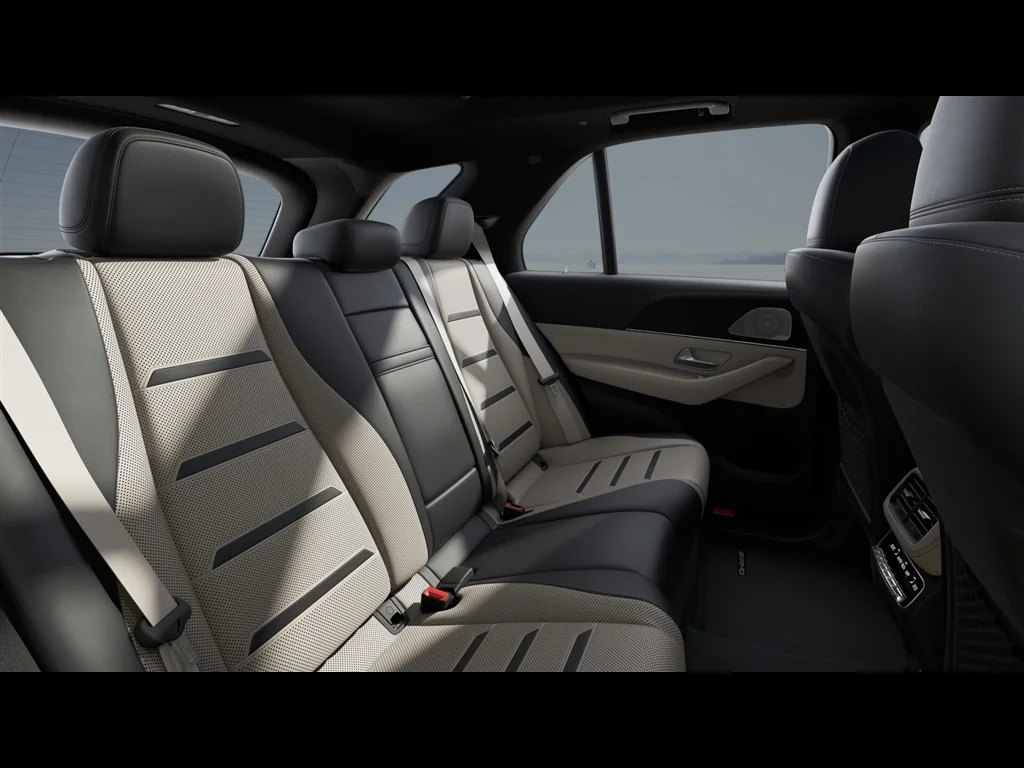 New 2027 Polar White Mercedes-Benz AMG® GLE 53e 4MATIC+ SUV image 40