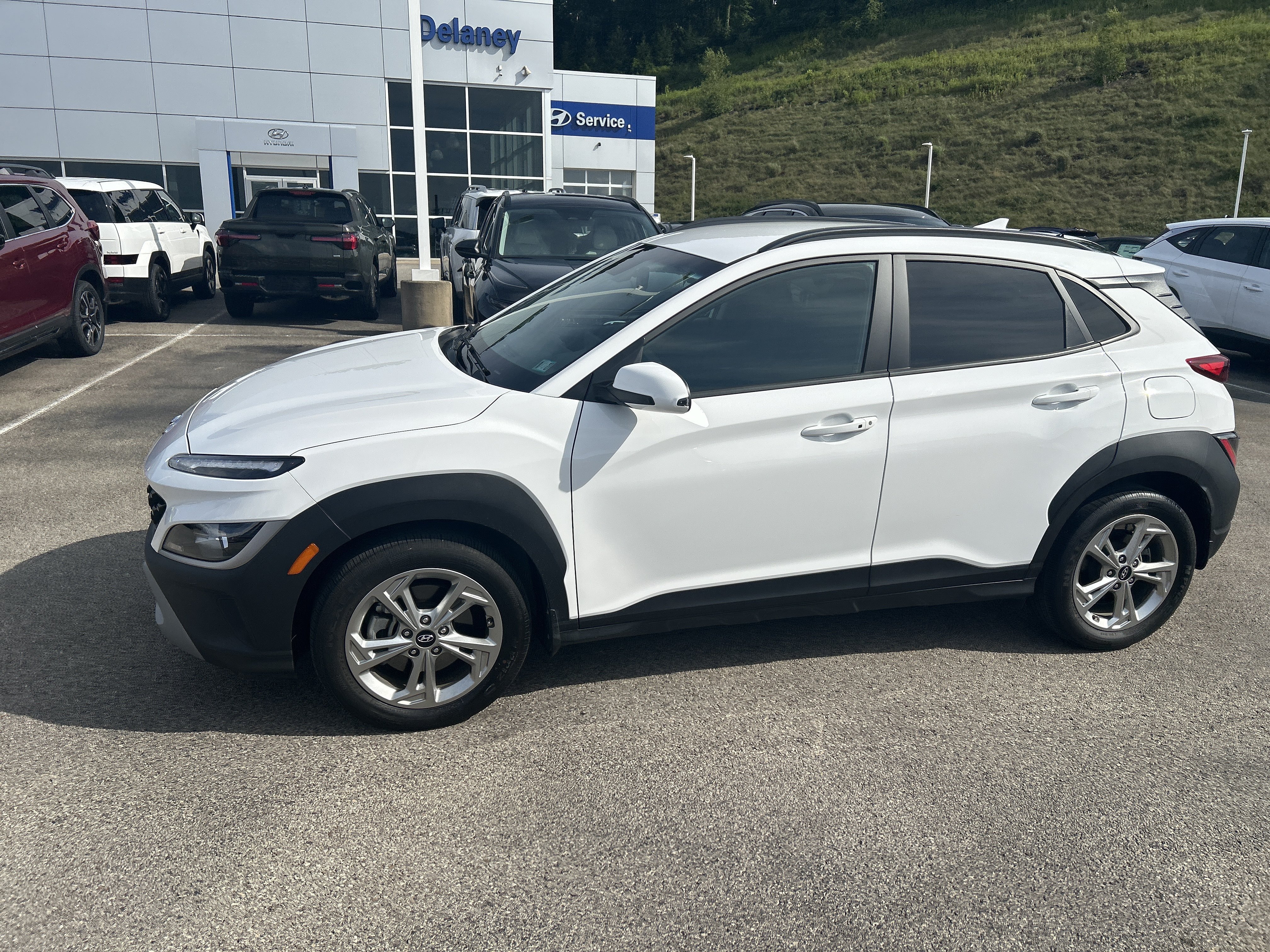 Certified Used 2023 Lunar White Hyundai SEL image 10