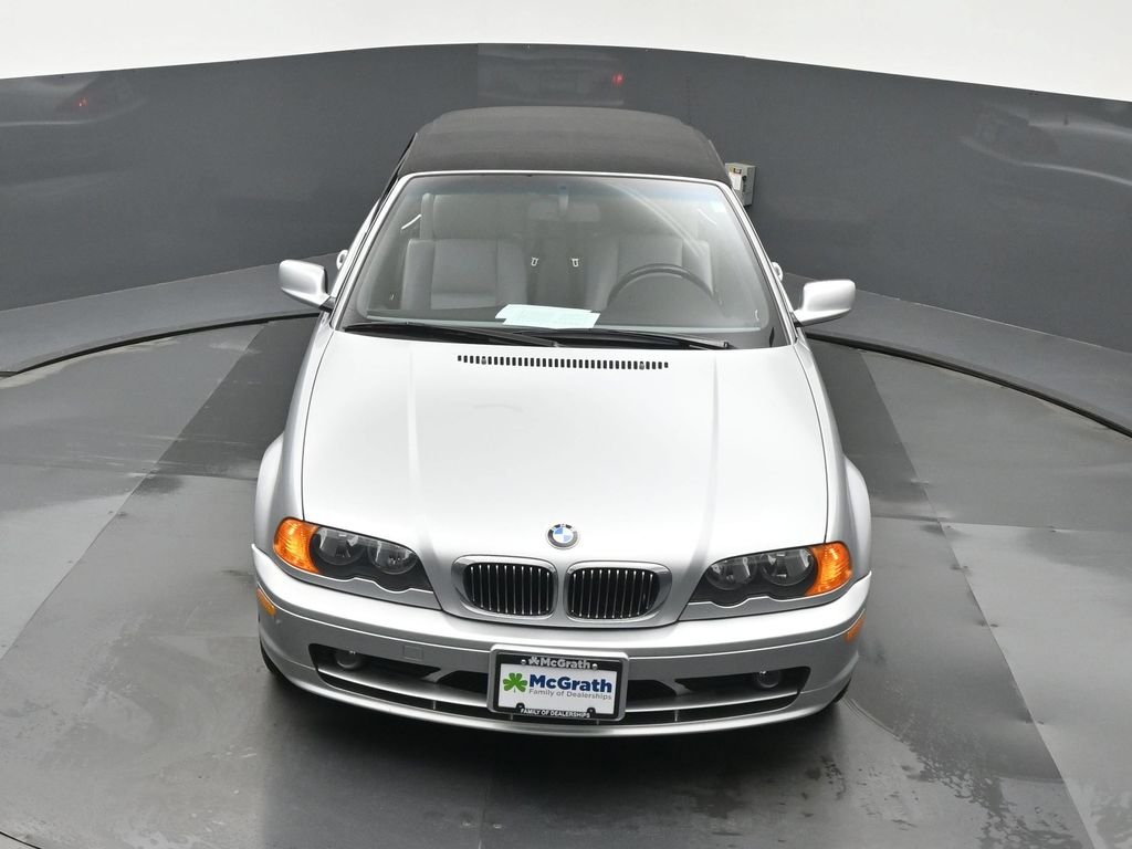 Used 2001 Silver BMW 325Ci image 24