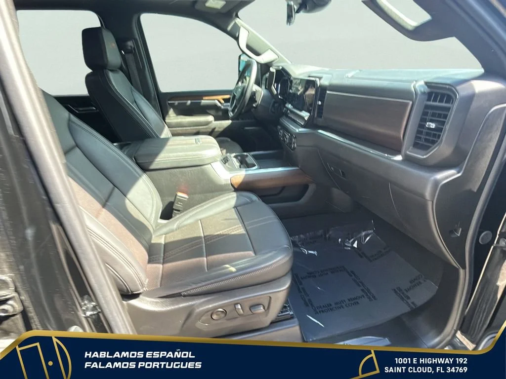 Used 2024 Black Chevrolet High Country image 37
