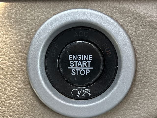 Used 2018 White Ram Laramie image 26