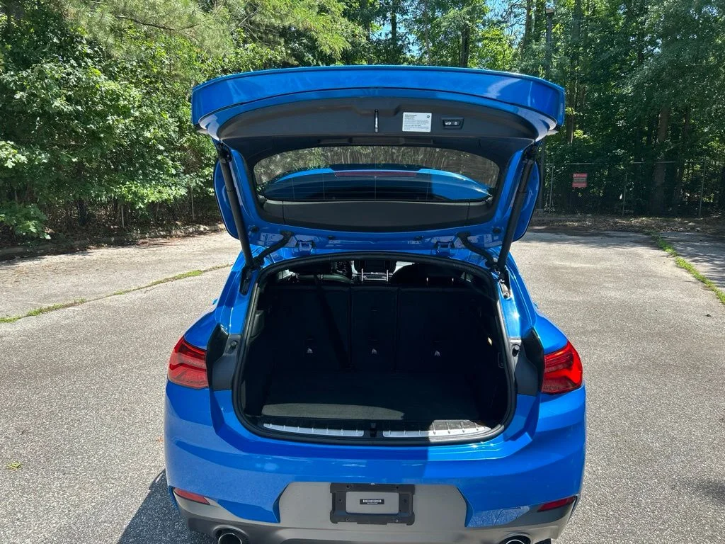Used 2018 Blue BMW xDrive28i image 31