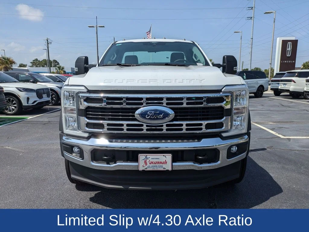 Used 2025 Oxford White Ford XL image 9