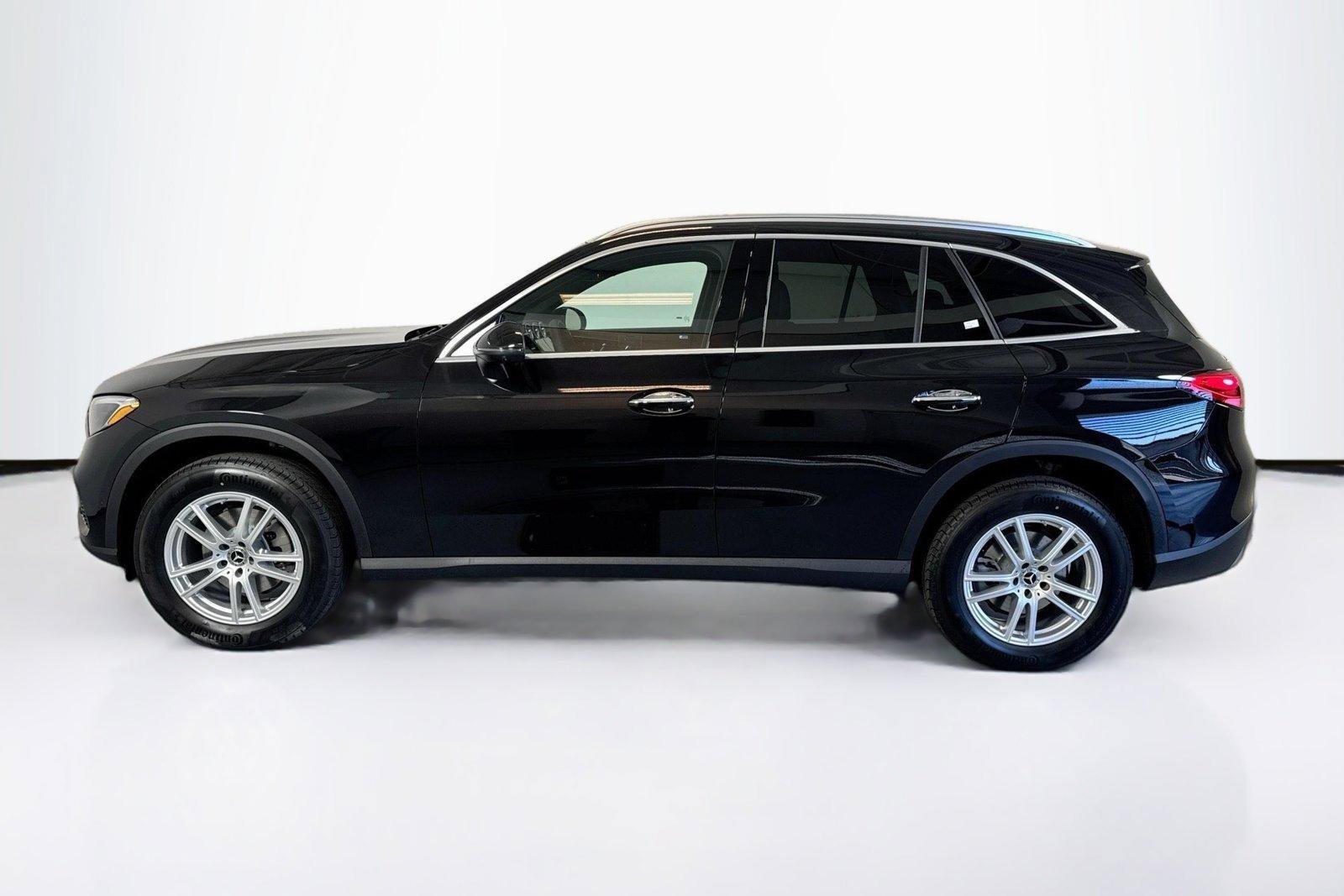 New 2026 Obsidian Black Metallic Mercedes-Benz GLC 300 image 8
