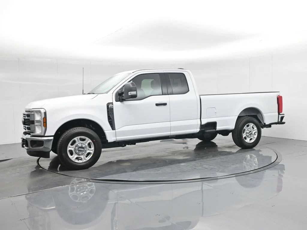 New 2026 White Ford XLT image 28