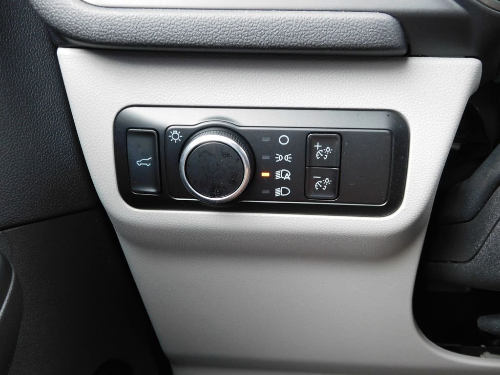 Used 2023 Gray Ford Active image 28