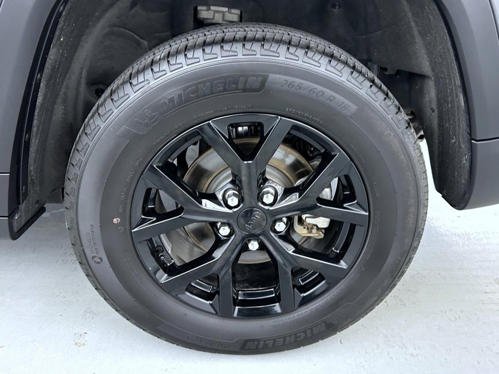 Certified Used 2024 Gray Jeep Altitude X image 23