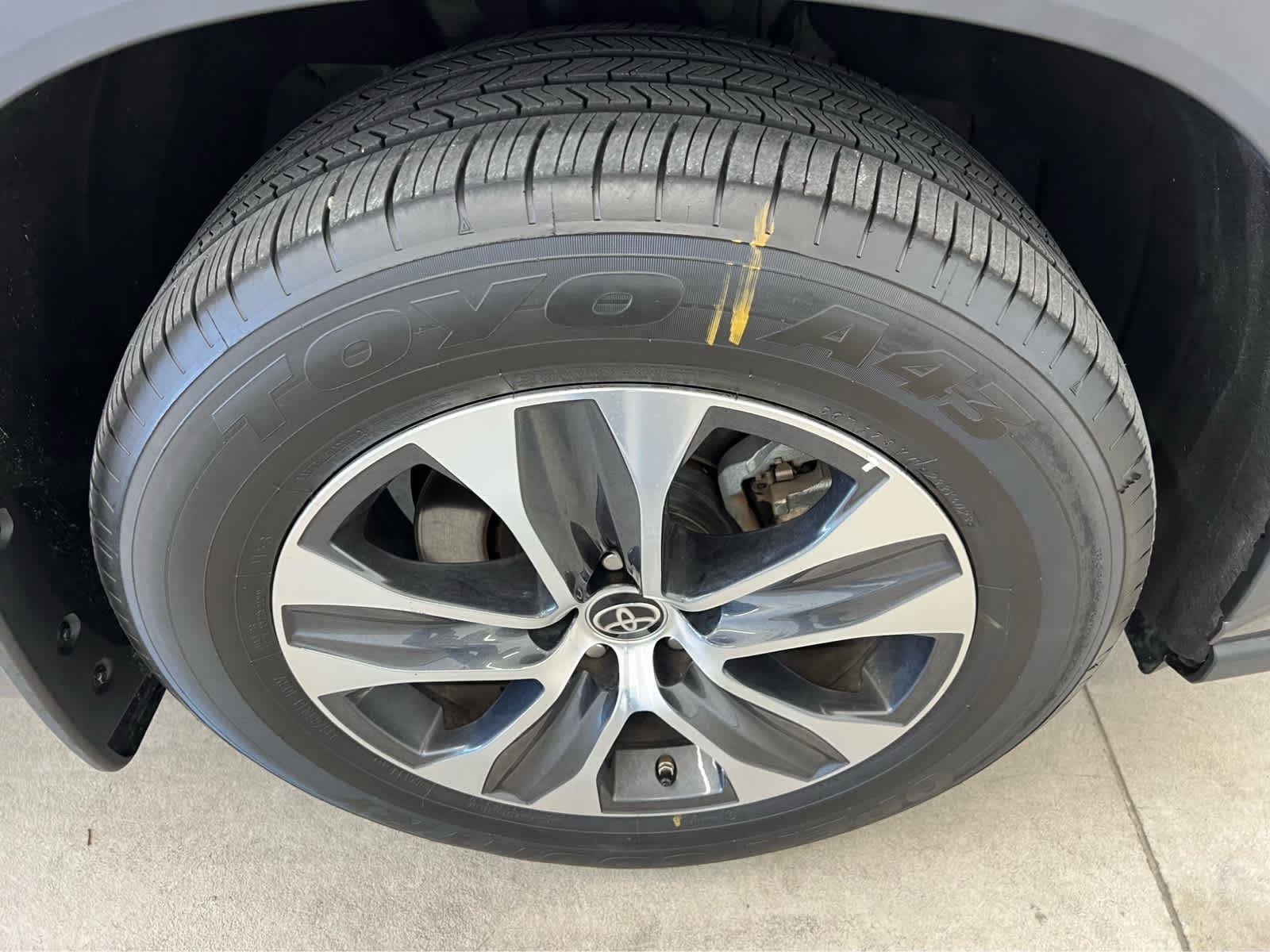 Used 2022 Magnetic Gray Metallic Toyota Hybrid XLE image 7