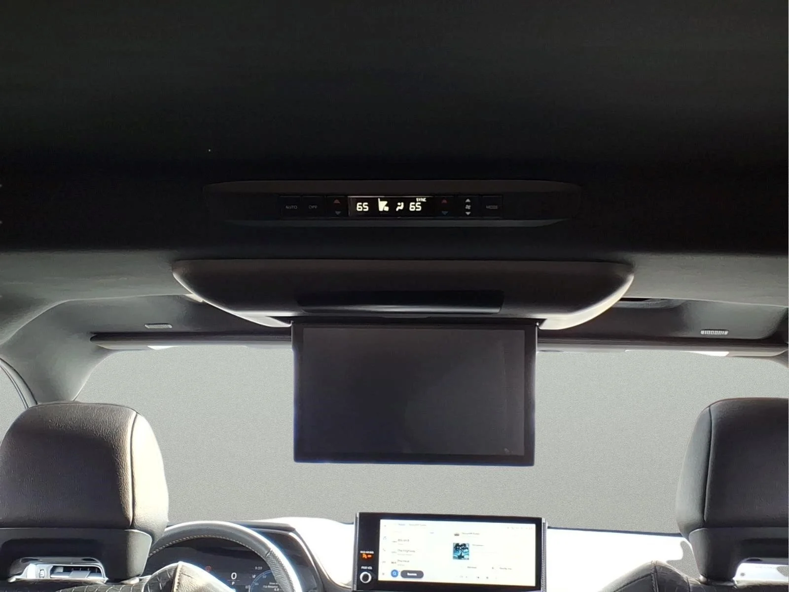 Certified Used 2025  Toyota Woodland Edition image 16