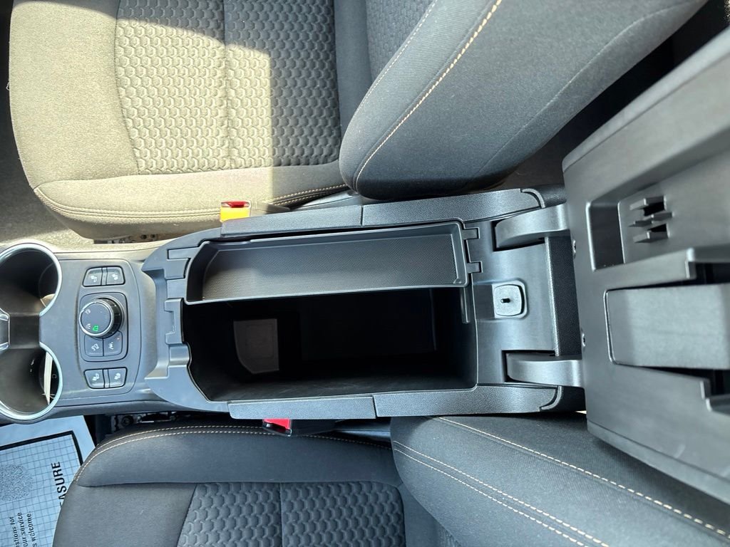 Used 2020 Blue GMC SLE image 16