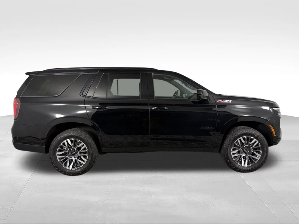 Used 2025 Black Chevrolet Z71 image 6