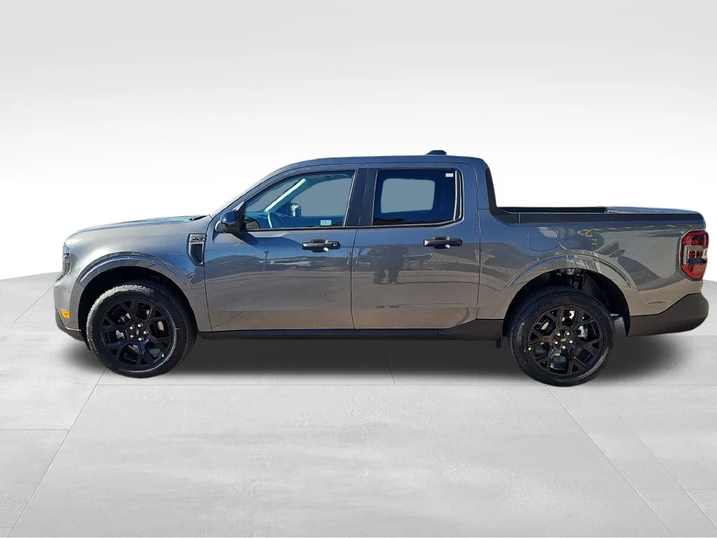 New 2026 Carbonized Gray Metallic Ford XLT image 6