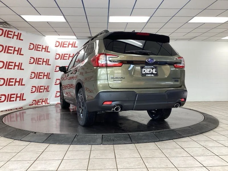 New 2026 AUTUMN GREEN METALLIC Subaru Onyx Edition Touring 7-Passenger image 5