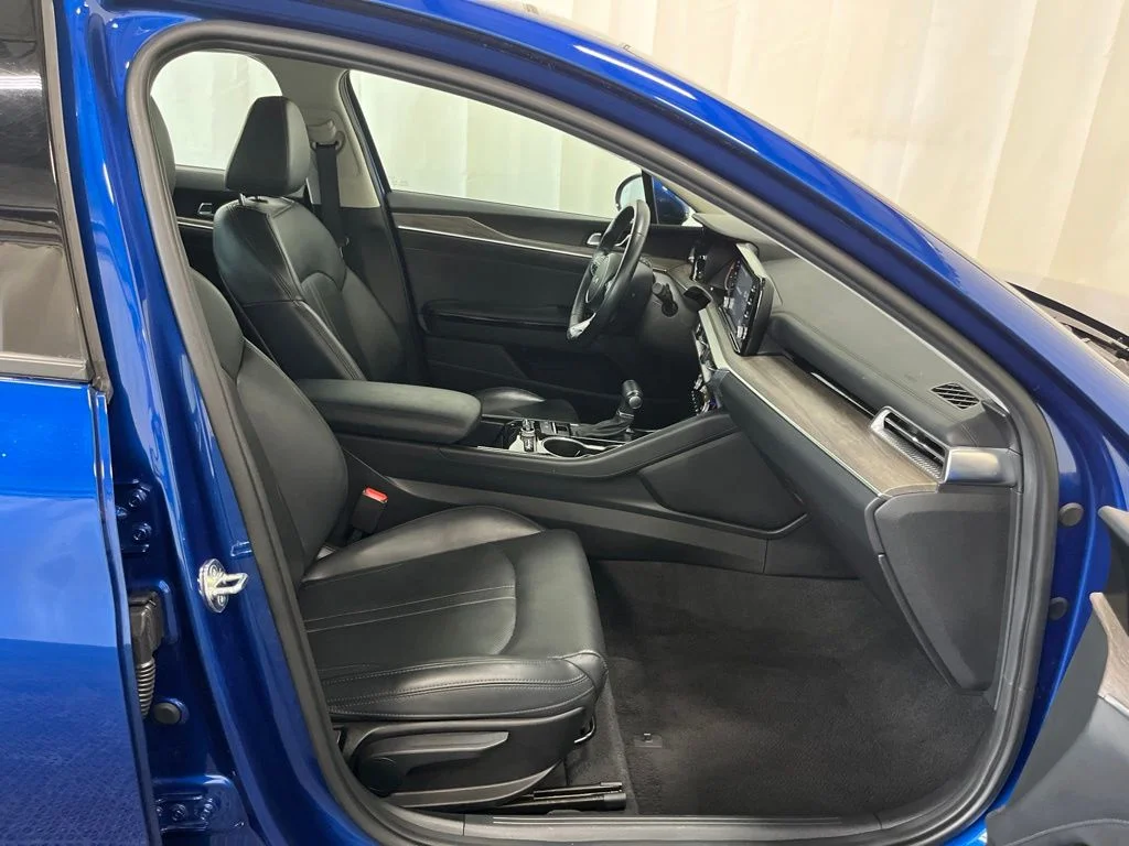 Used 2023 Blue Kia EX image 22
