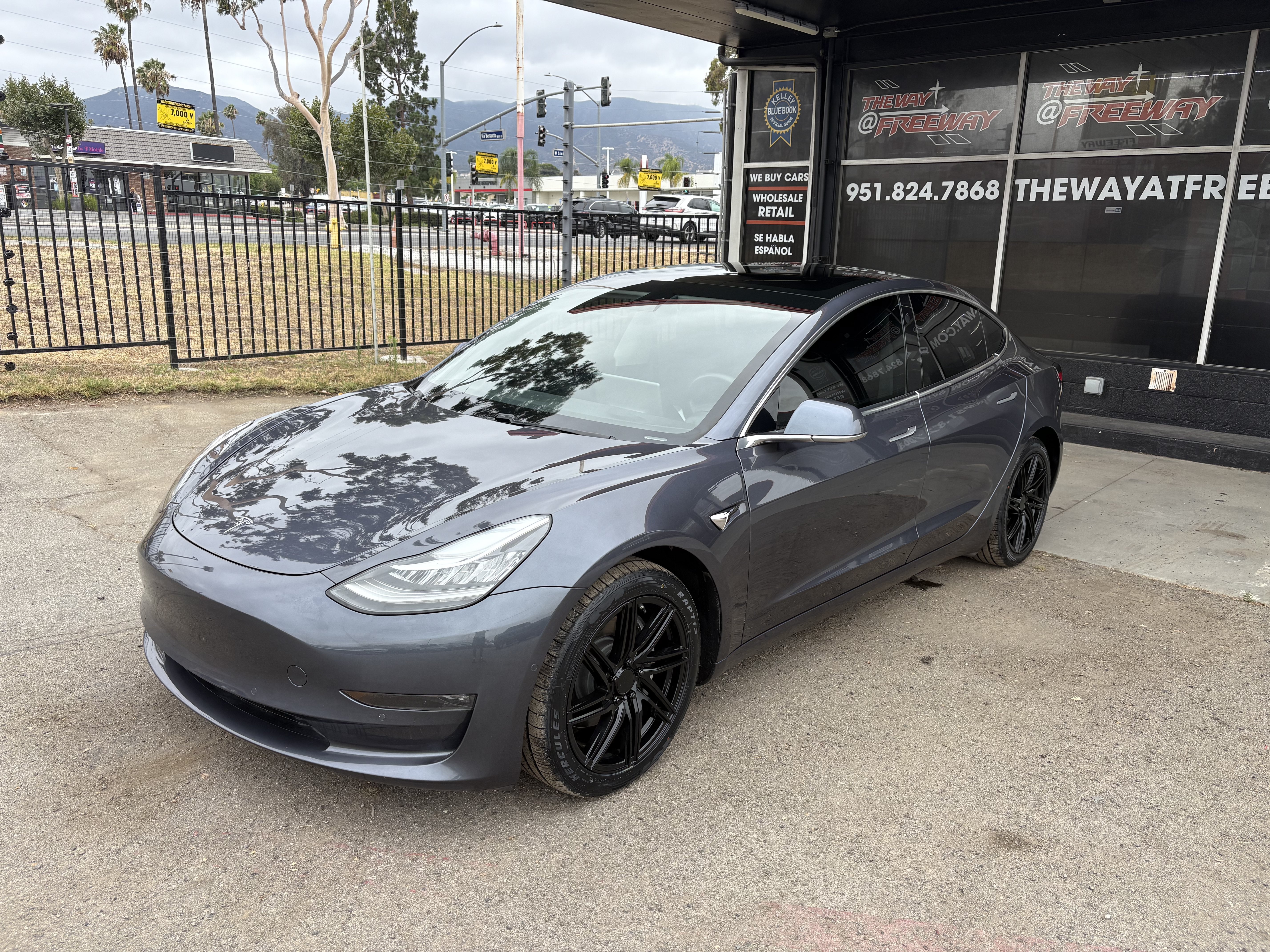 2020 Tesla Model 3 Long Range Dual Motor All-Wheel Drive's photo