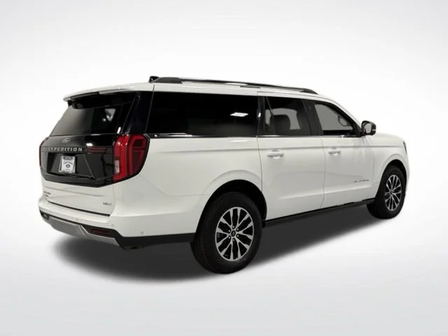 Used 2025 White Ford Platinum image 10