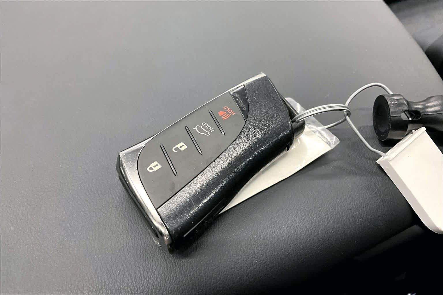 Certified Used 2025 Caviar Lexus  image 15