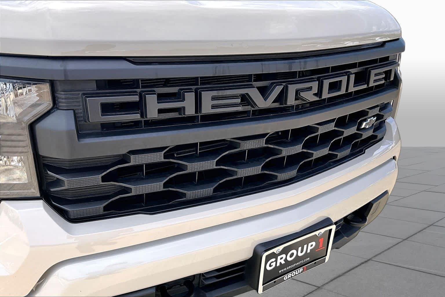 Used 2026 White Sands Chevrolet Custom image 30