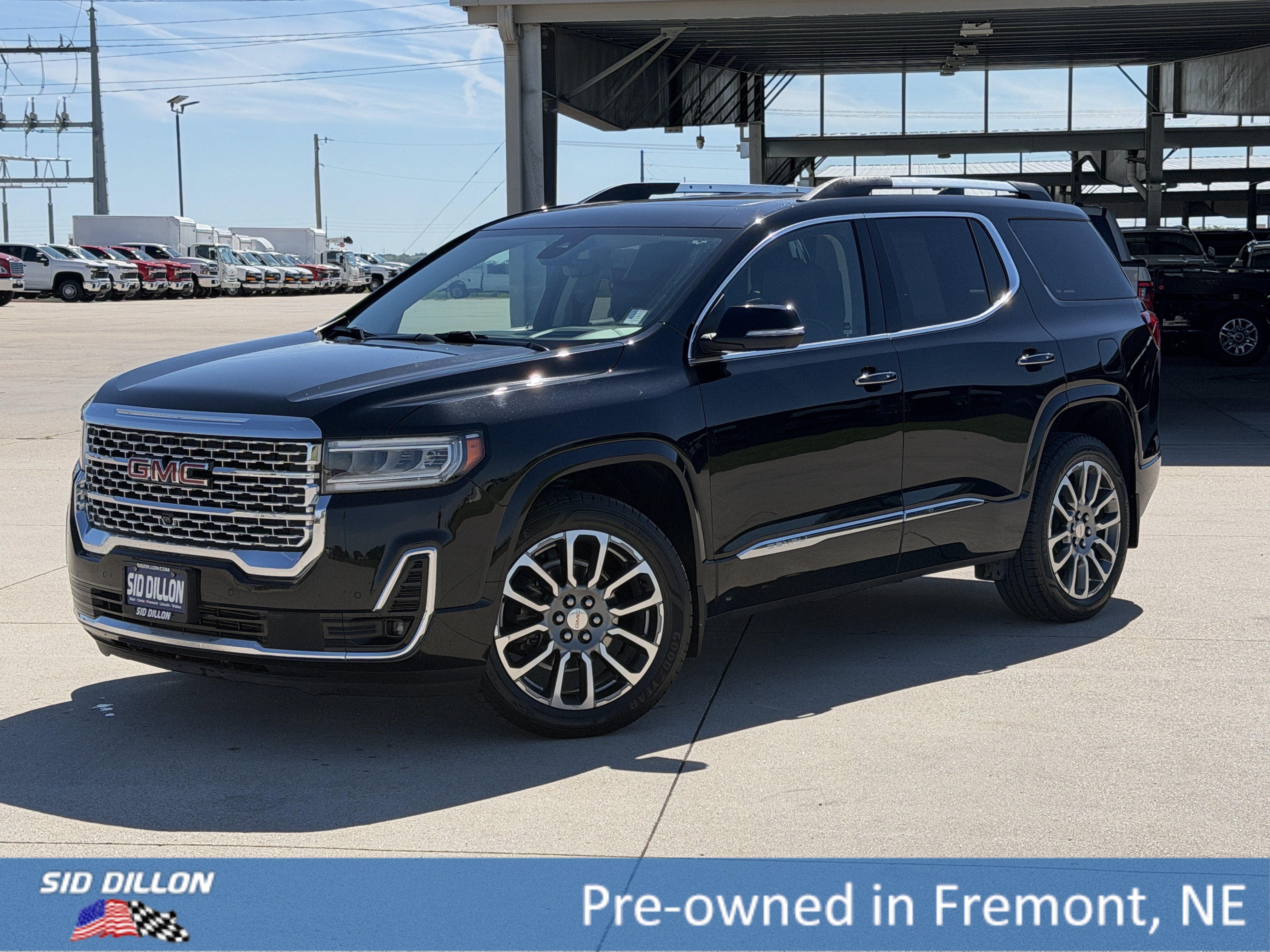Used 2022 Ebony Twilight Metallic GMC Denali image 1