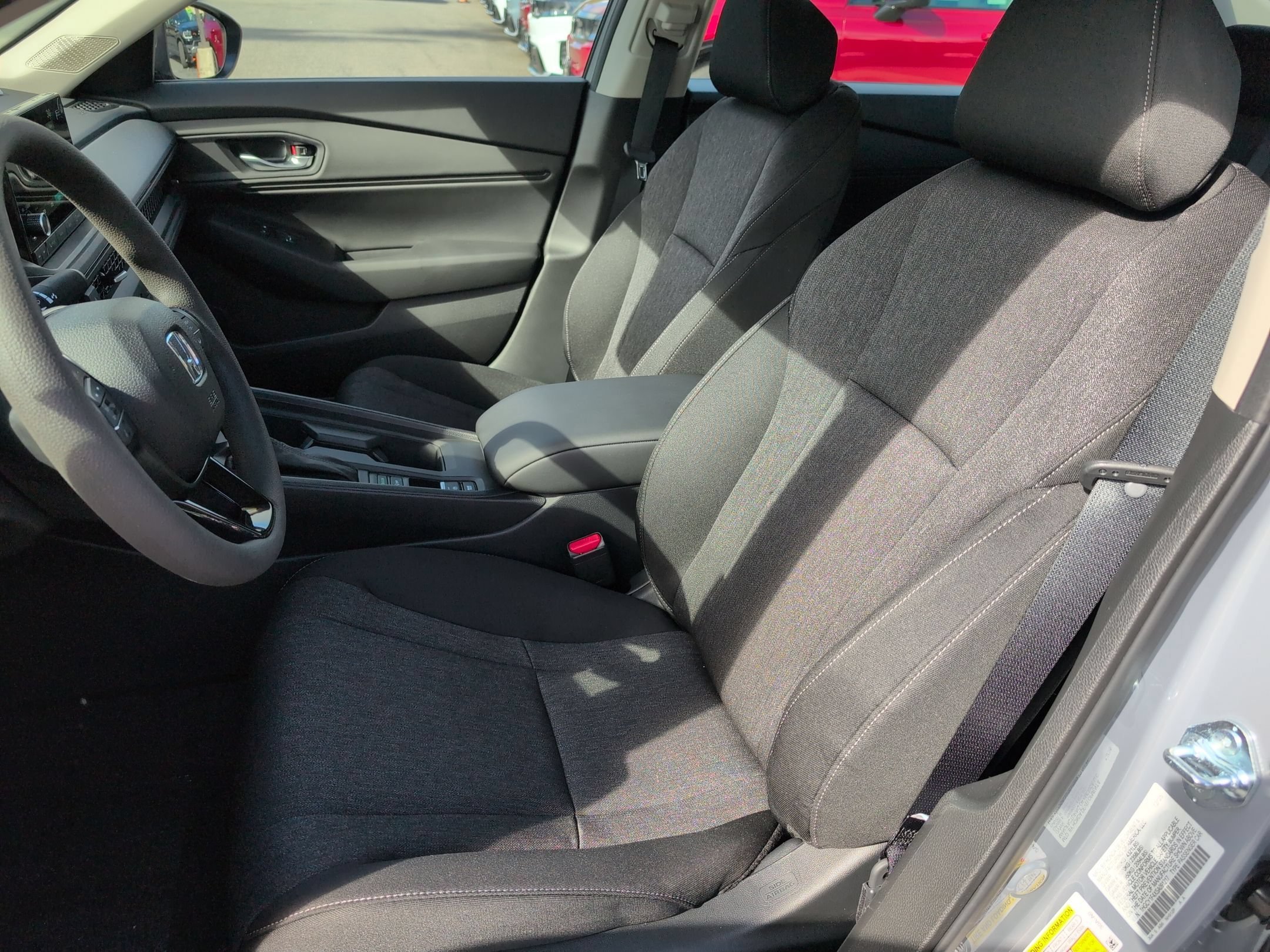 New 2025 Urban Gray Pearl Honda SE image 17