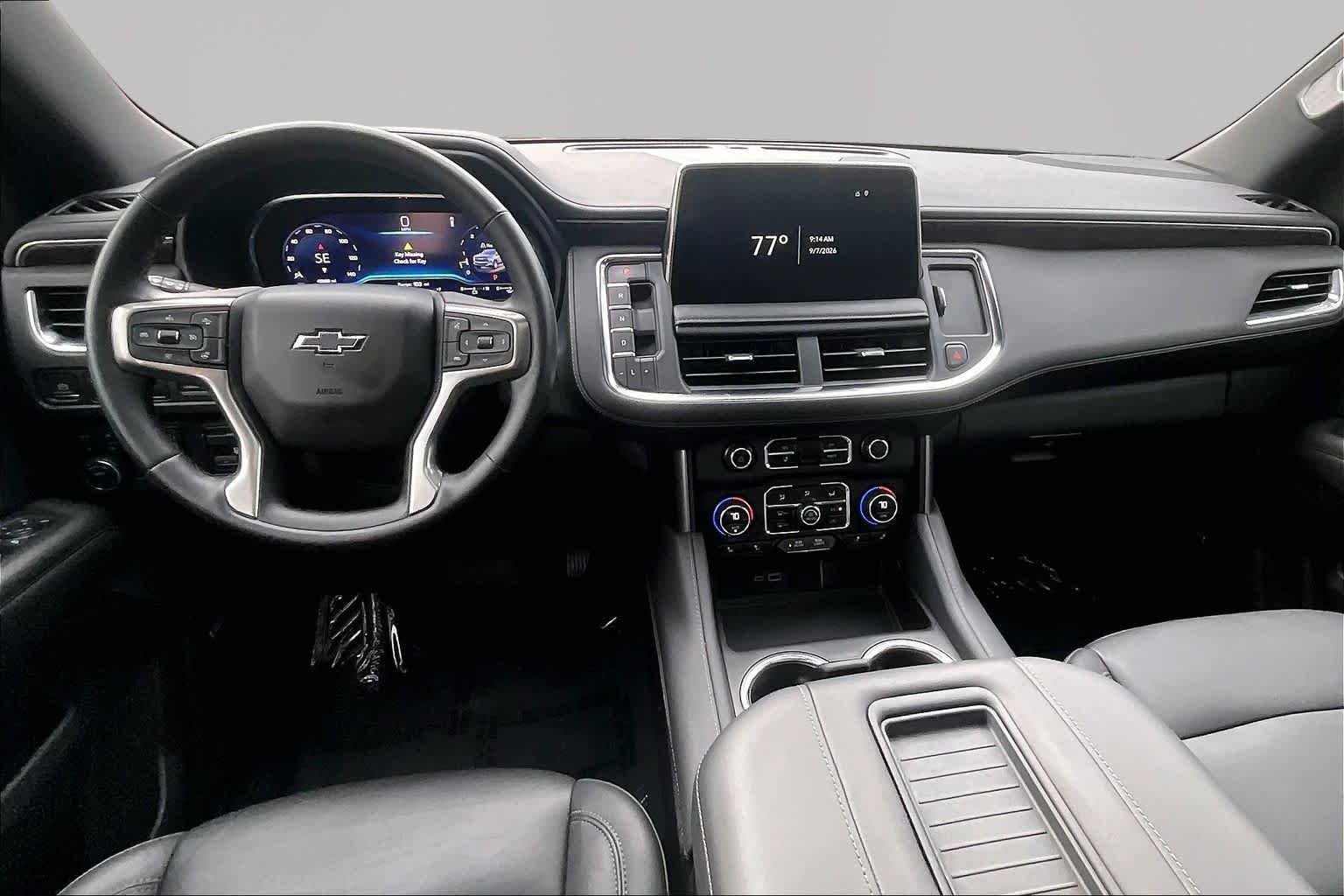 Used 2023 Black Chevrolet Z71 image 31