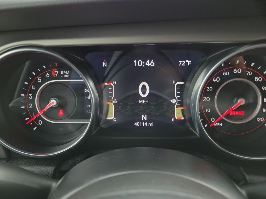 Used 2020 Green Jeep Sport image 22