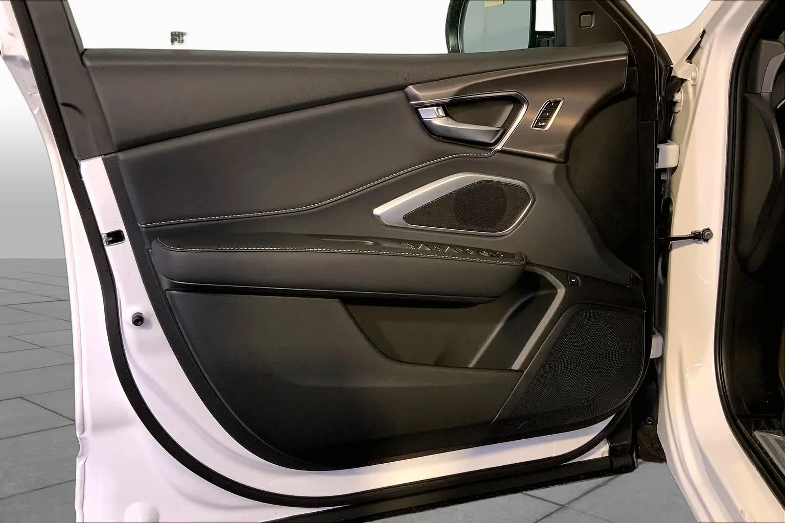 New 2026 Platinum White Pearl Acura BASE image 12