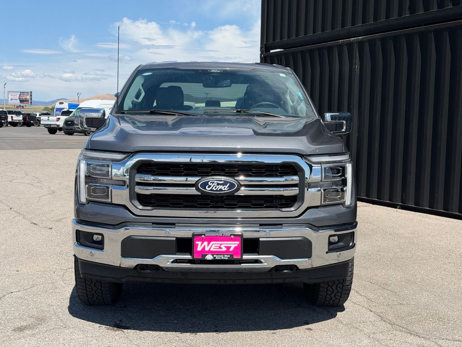  2025 Ford F-150 Lariat SuperCrew 4WD   