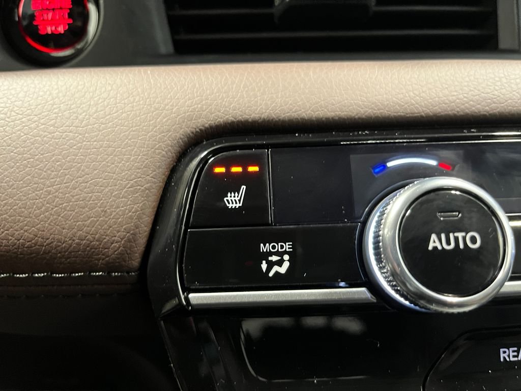 New 2026 Platinum White Pearl Honda Touring image 21
