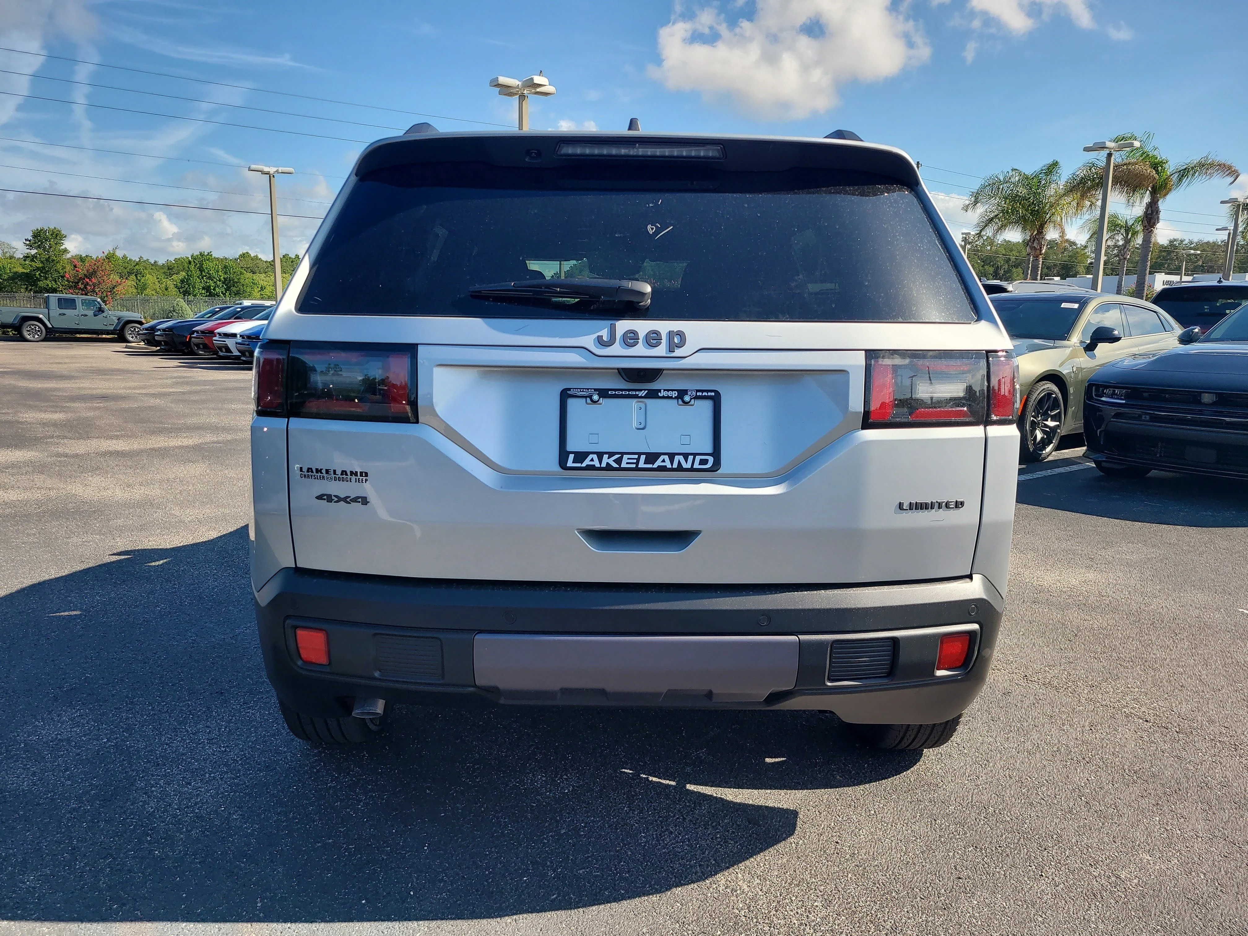 New 2026 Silver Zynith Clearcoat Jeep Limited image 7