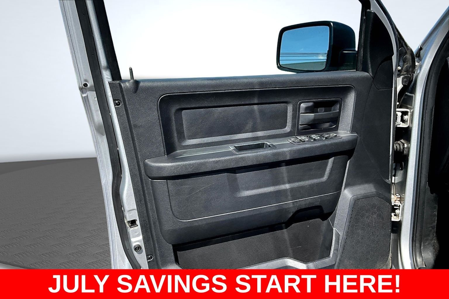 Used 2017 Silver Ram Express image 25