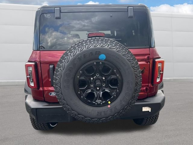 New 2026 Ruby Red Metallic Tinted Clearcoat Ford Outer Banks® image 3