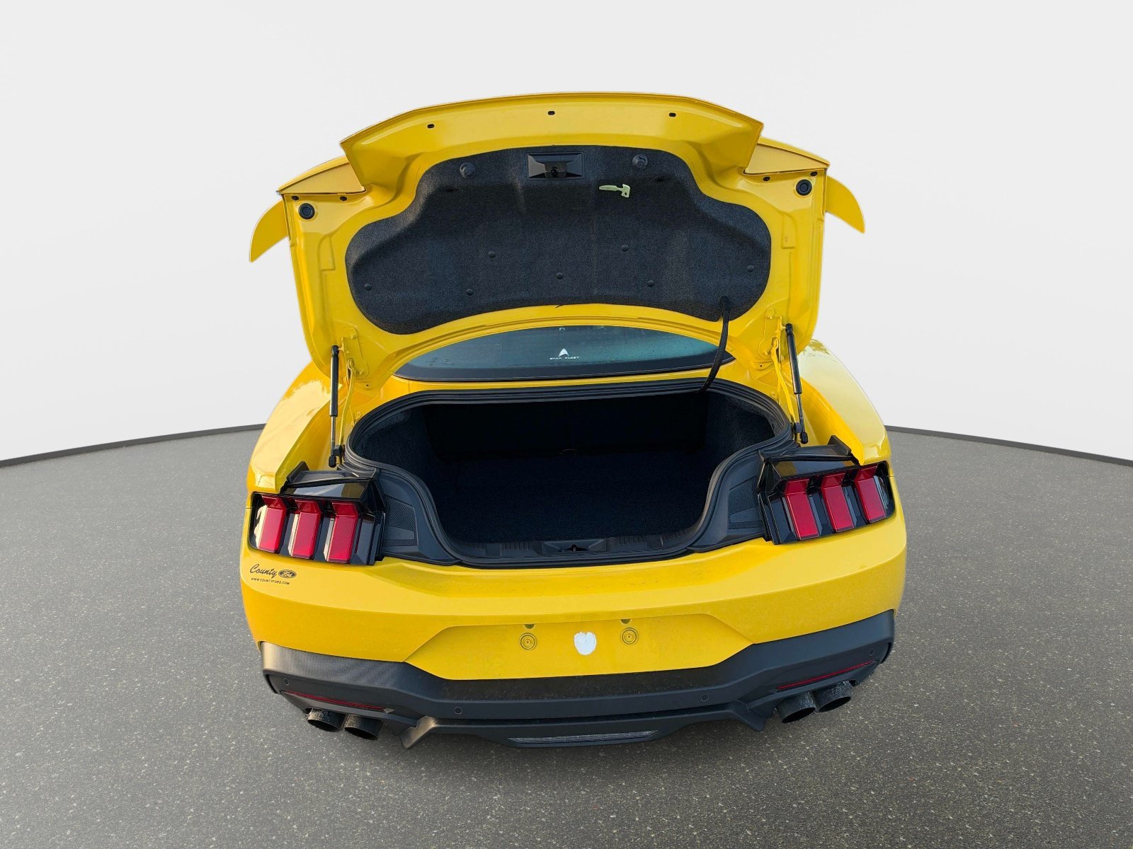 Used 2024 Yellow Splash Metallic Tri-coat Ford GT Premium image 10
