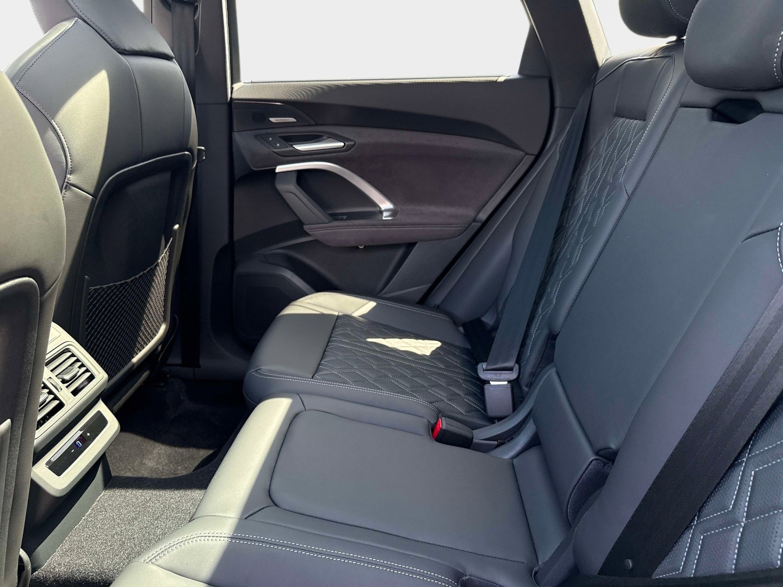 New 2026 Daytona Gray Pearl Effect Audi Premium Plus image 13