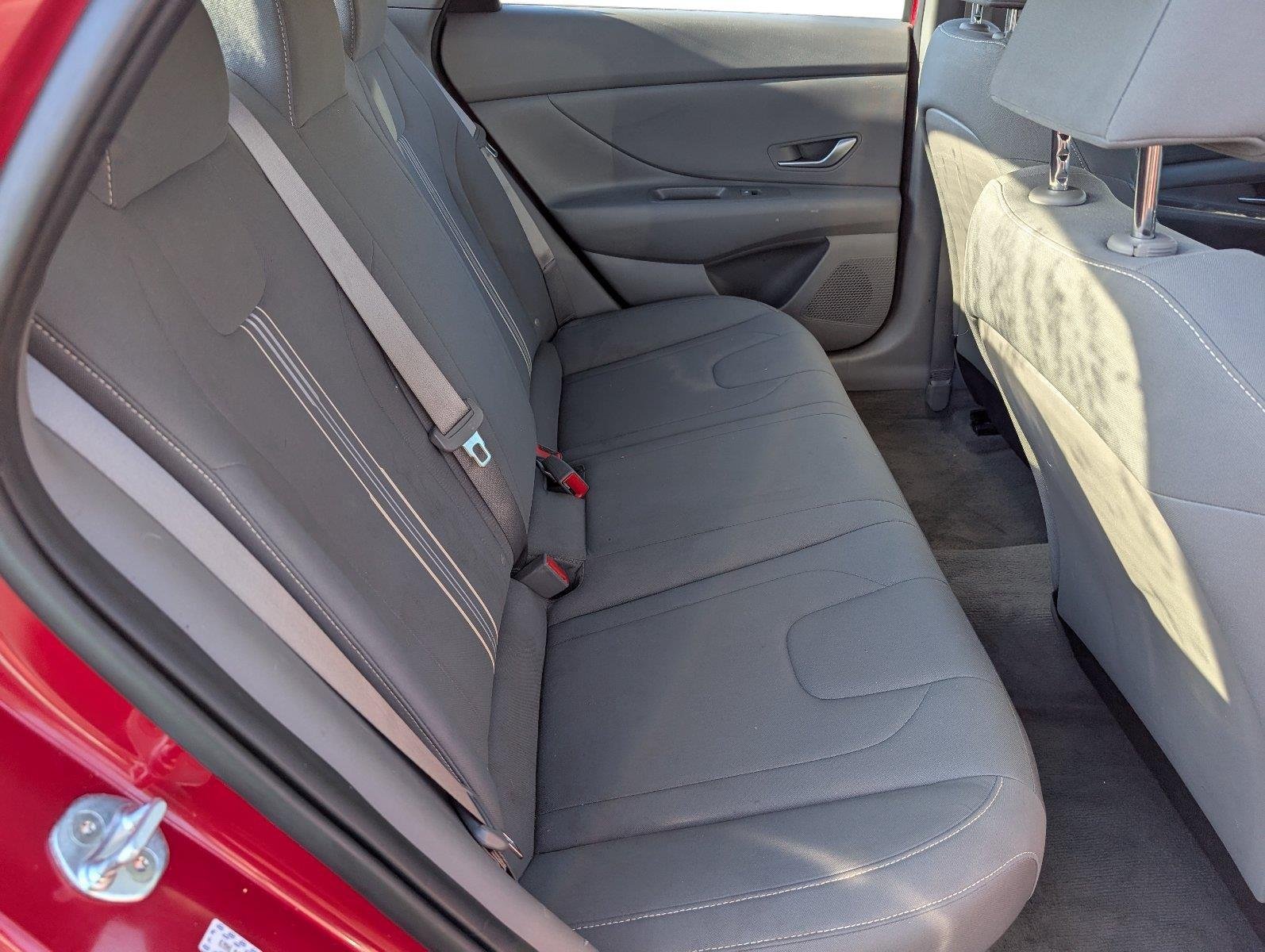 Used 2022 Scarlet Red Pearl Hyundai Blue image 38