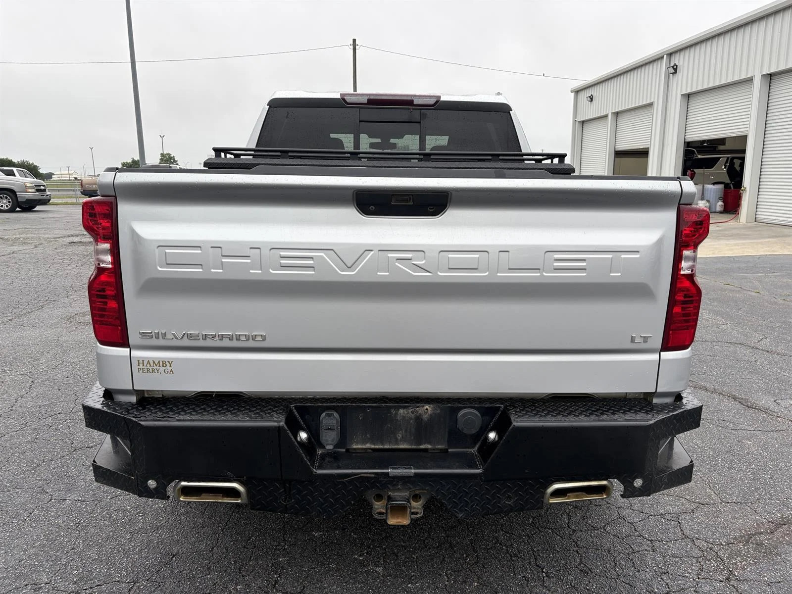 Used 2020 SILVER ICE METALLIC Chevrolet LT image 6