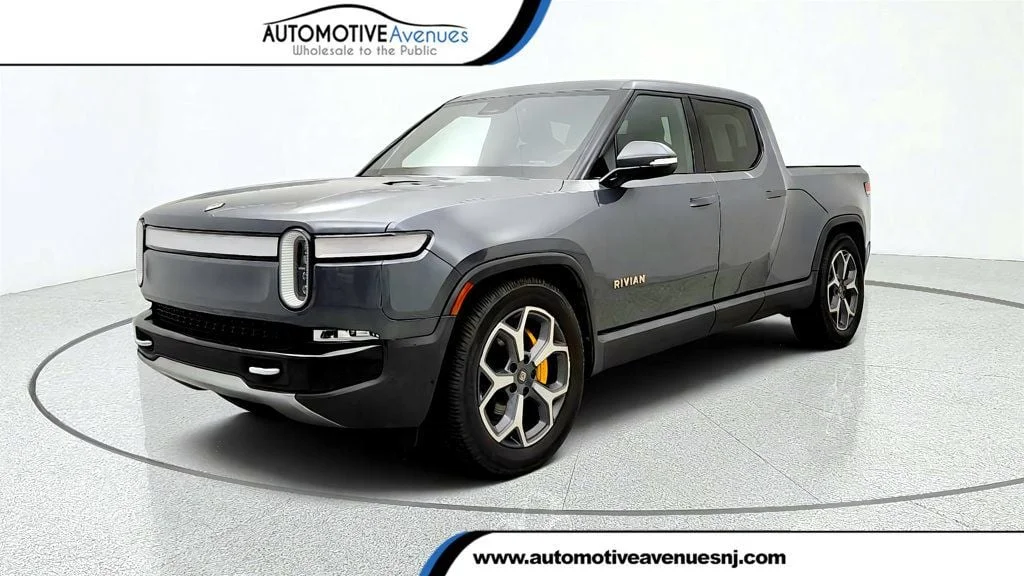 Used 2022 El Cap Granite Rivian Adventure Package AWD image 1