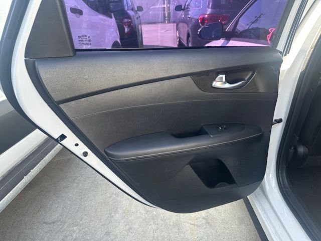 Used 2020 White Kia GT-Line image 7