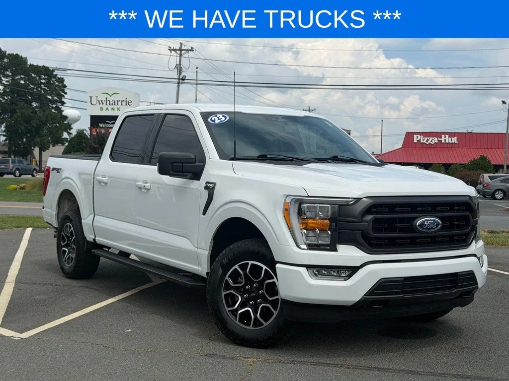 Used 2023 White Ford XLT image 1
